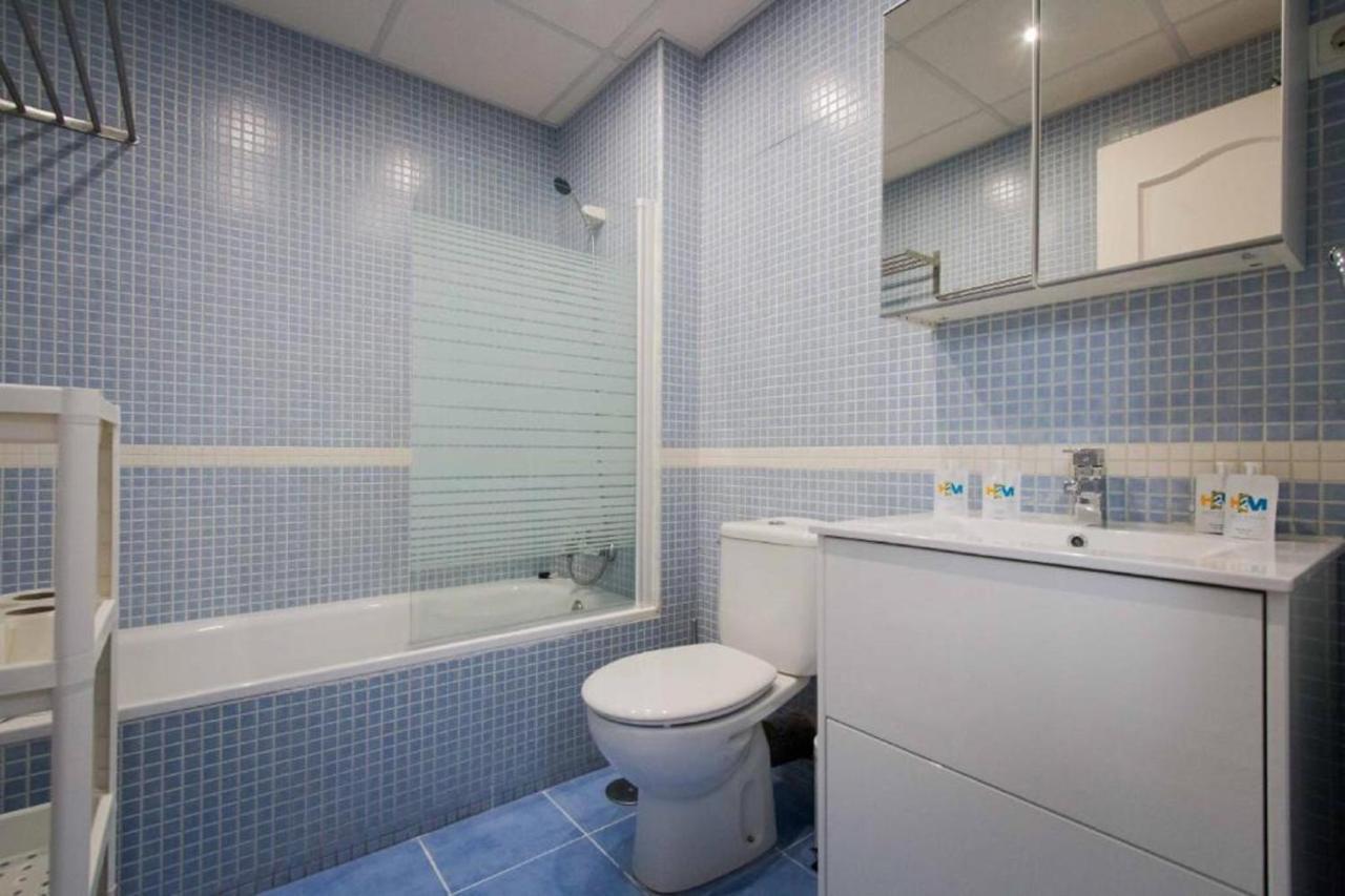 Holidays2Malaga Eduardo Ocon Ground Floor Renovated Apartment In The City Center Bagian luar foto